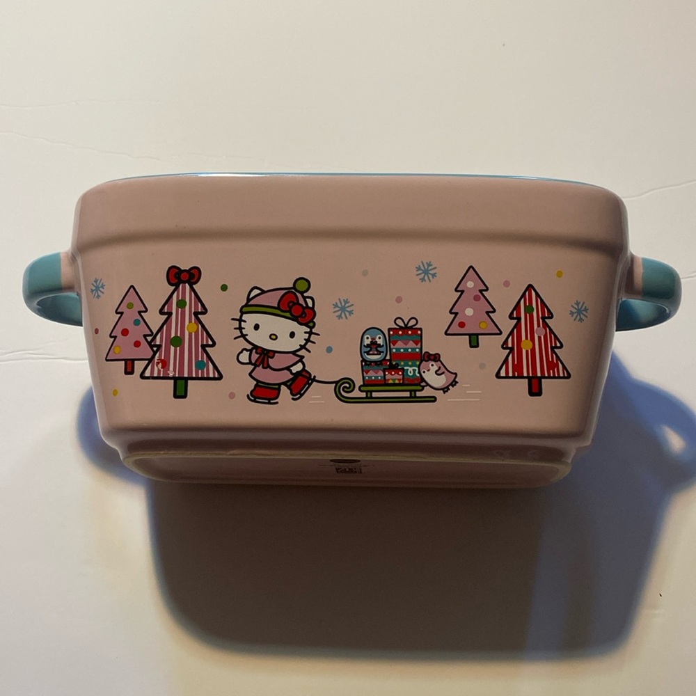 Hello Kitty pink Ceramic Baking Dish - Features design for the holiday.